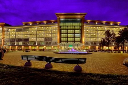Chinar Hotel SPA – Чинар отель Нафталан – Çinar Otel Naftalan